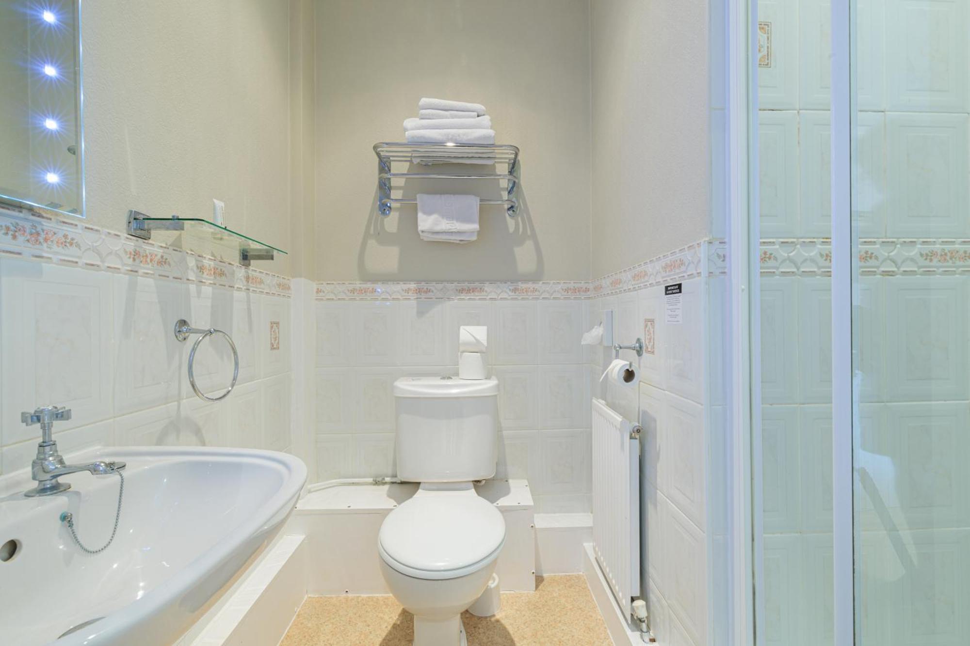 Blacksmiths Arms Inn 4*
